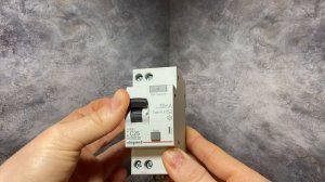 419401 - Выключатель Legrand RX3 авдт 25А