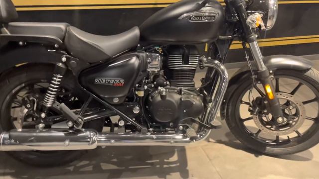 2023 Royal Enfield Meteor 350 Stellar Black full review || Price Mileage New Features || meteor 350 смотреть онлайн