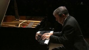 Murray Perahia - Chopin - Nocturne No 1 in F major, Op 15