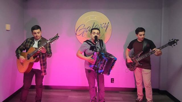 GPC Alto y Piel Morena Martin Patron : Edgardo Nuñez Cover смотреть онлайн