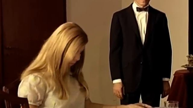 فيلم سيدة الاقمار السوداء