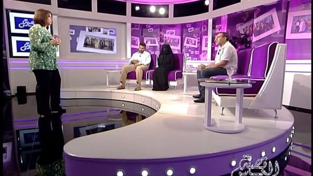 خالد السكاح يتقاسم معنا قصته، قبل أن يتم إيقافه الأربعاء الماضي لدى وصوله إلى مطار "أورلي" الباريسي смотреть онлайн