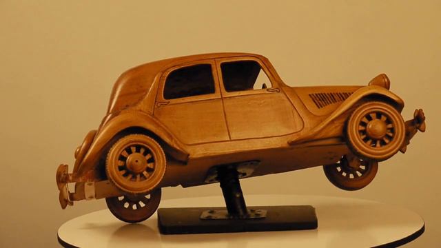 Admitos.com - Citroen Traction 1934