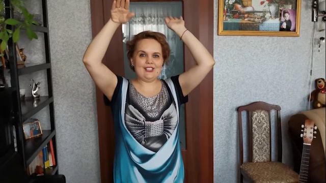 Видеоурок по обучение детей дошкольного возраста основам вокала, на примере упражнений и песенки.