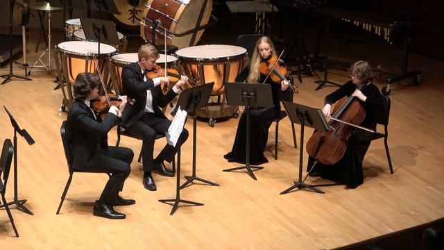 String Quartet No. 19 in C Major, K. 465 . . . . . .. .Wolfgang Amadeus Mozart смотреть онлайн