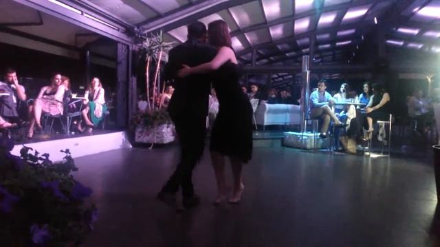 Konstantinos Riginos y Anneta Kagia - Cancion de rango 1/3 смотреть онлайн