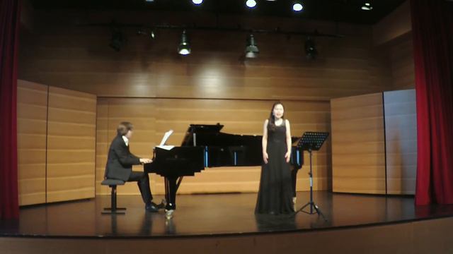 Sop. Chorong Kim – Frauenliebe und Leben Op.24, R. Schumann смотреть онлайн