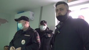 Вызвали полицию в Сервисный центр. Жулики или наглые барыги?