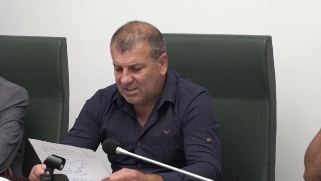 Брифинг депутатов С. Чернев и И. Узун по расследованию пропажи пшеницы из резервного фонда Гагаузии смотреть онлайн