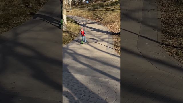 Подлая гравитация :) #гравитация#падение смотреть онлайн