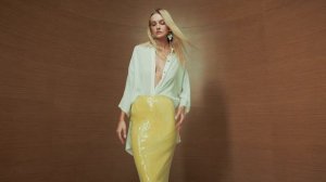 Caroline Trentini em Costa dos Corais  | ÁGUA DE COCO
