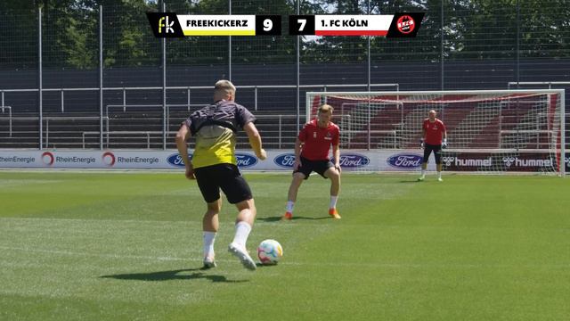 I Had 30 1v1's vs a German 1. Bundesliga Defender and Scored ___ Goals смотреть онлайн