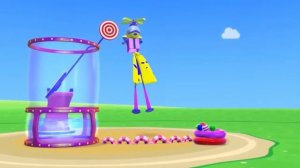 ЗИМ ЗУМ. Красная машинка Зим Зум. Бассейн. Развивающие мультики