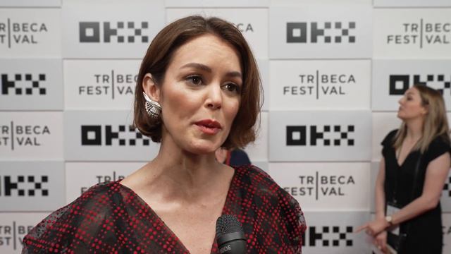 Ouch! Magazine® Nora Zehetner #tribecafilmfestival #norazehetner #ouchmagazine смотреть онлайн