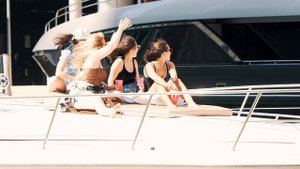 ANOTHER GREAT WEEKEND IN MIAMI BOAT MOMENTS [ DEVIL IN A DRESS ] BOATHUB !!!