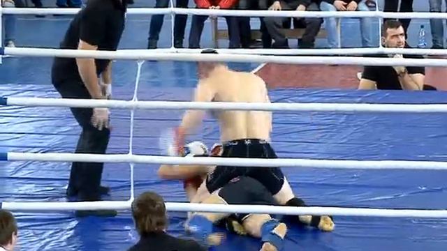 Спортшкола «Единство» в воскресенье приняла бойцов ММА