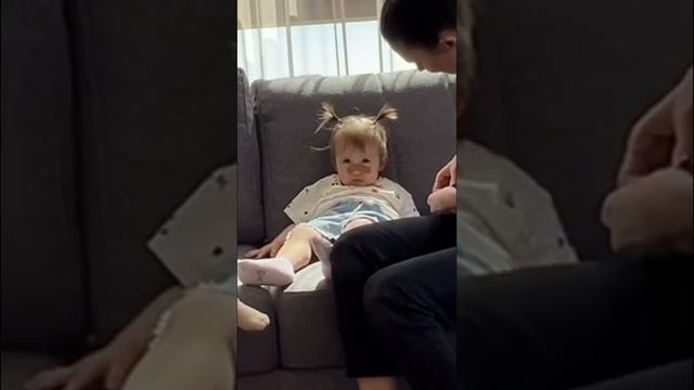 Детские носики спасены! Пластырь от ранок, «Козявкинъ» от соплей #топ #shorts #дети #аспиратор смотреть онлайн