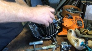 FS-55 Stihl Как завести триммер_!Просто подёргать за верёвочку 10000 раз!!!...!!!