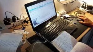 Отдыхаем от стройки, выполняем задание 2-го класса и читаем книги