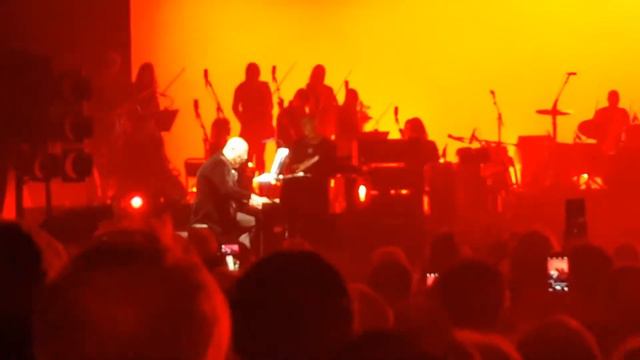 David Bowie Tribute Brixton. Aladdin Sane with Mike Garson on piano смотреть онлайн