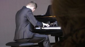 бис Скрябин Прелюдия ми бемоль минор, исп. Андрей ГУГНИН (фортепиано)