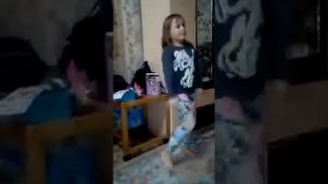 Цыпленок Пи танец Анастасии