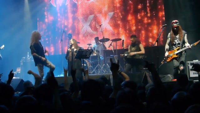 Маврин + Ольга Дзусова - Стрелы в небо (2018, ХХ лет) смотреть онлайн