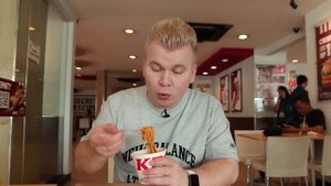 KFC в ИНДОНЕЗИИ / Макароны, Суп, Рис / Почему все так ДЕШЕВО? / Где ЗИНГЕР? Никита Петряев обзор