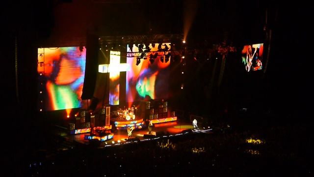 Ozzy Osbourne - Fairies Wear Boots (Moscow, 2018) смотреть онлайн