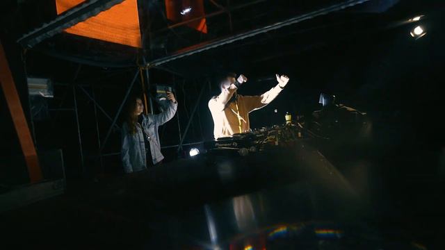 Paradise Open Air - Backstage view/talk with DJ Martin Frost