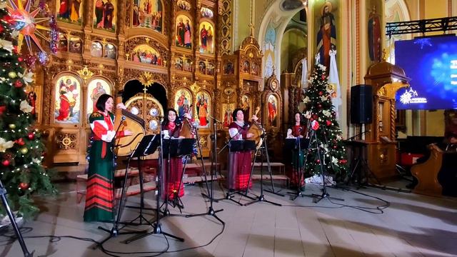 "Надії час" Авторська мелодія о. Даниїла Сікори, ЧСВВ у виконанні квартету бандуристок “Гердан” смотреть онлайн