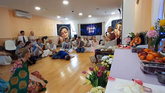 20220313 Воспоминания из прошлых лет преданных На Вьяса Пудже Е.М. Чайтанья Чандра Чарана Прабху смотреть онлайн