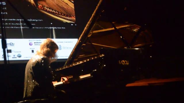 F. Lopes-Graça: 3 Epitáfios (ao vivo no Auditório da Póvoa de Varzim) смотреть онлайн