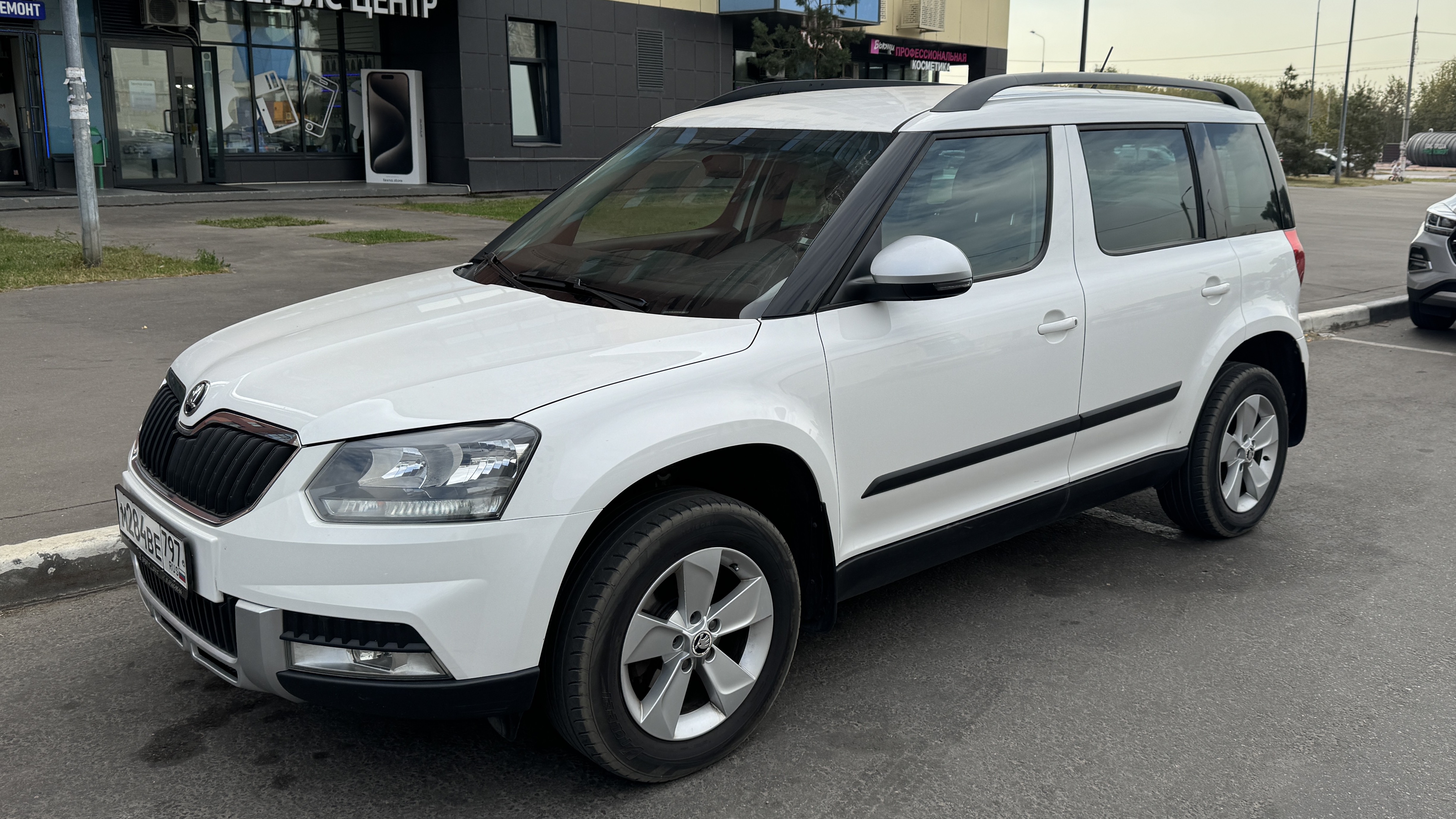 Skoda Yeti 1.6i-110лс, 155.000км, цена 1.270.000 рублей.