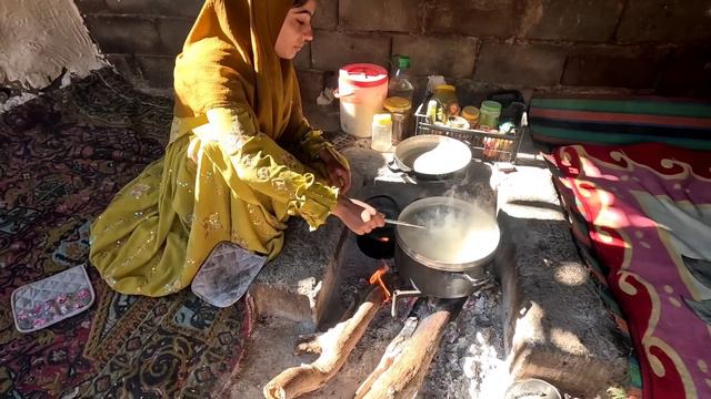 The story of Hojjat's love for Farzaneh. and the betrayal of Hojjat смотреть онлайн