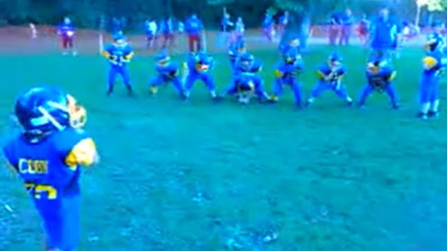 Erlanger Lions Starters - Dancing the "Dougie" dur смотреть онлайн