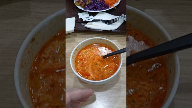 Шаверма на тарелке в Питере смотреть онлайн