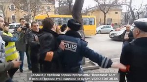 Гончаренко получает в рыло