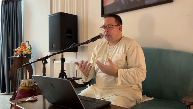 Бхаджан нама - хата. Жизнеописание Нароттама Даса Тхакура 12.12.2023 смотреть онлайн