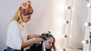 AfroMari Выпуск №70 | ЗИЗИ КОСЫ НА КАРКАС С ВЫПУСКОМ. Новая техника плетения афрокосичек