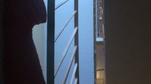 Терминал Qiwi в подъезде жилого дома