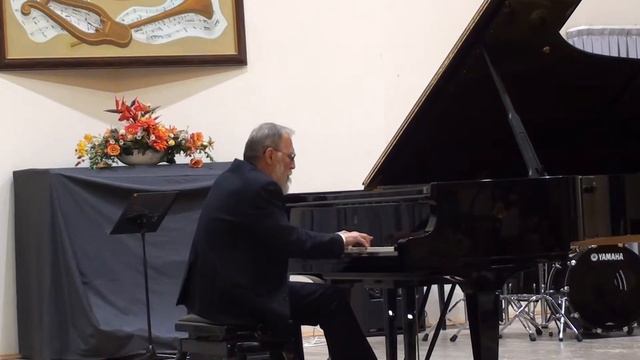 С. Рахманинов - Музыкальный момент, ор. 16 - Василий Изюмов смотреть онлайн