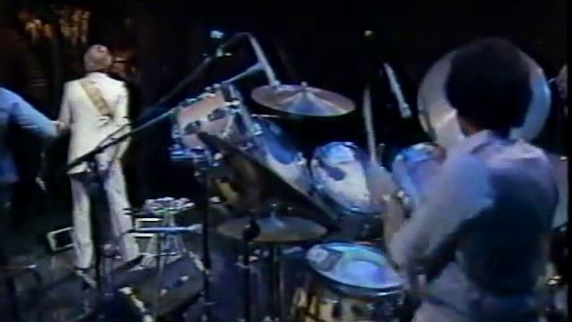 Glen Campbell - It's Your World (1980) смотреть онлайн