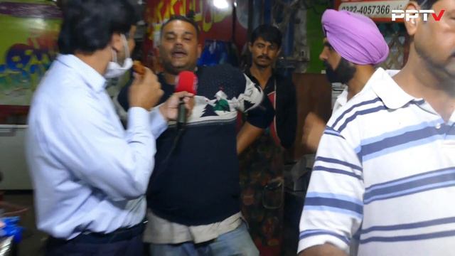 Indian Sikh Sardar Jaswinder Singh at Khan Baba Tikka Shop Lahore with Mian Asif Ali Jalandhri