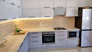 Поставил в дом угловую кухню. Во сколько она мне обошлась