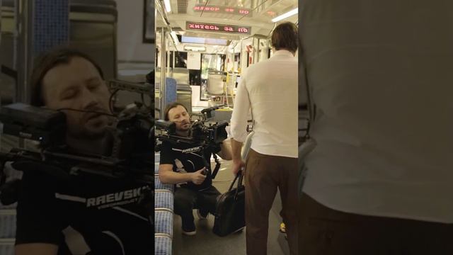 Существует ли любовь с первого взгляда? Смотри в клипе на песню «Это все ты» у меня на канале!