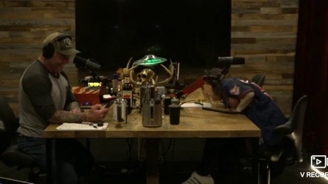 DAVID GOGGINS birthday wishes to JOE ROGAN #innerbitch смотреть онлайн