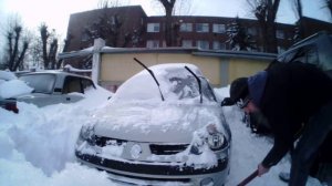 Clio DropMode under the snow