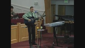 Надо мною лист кружится...