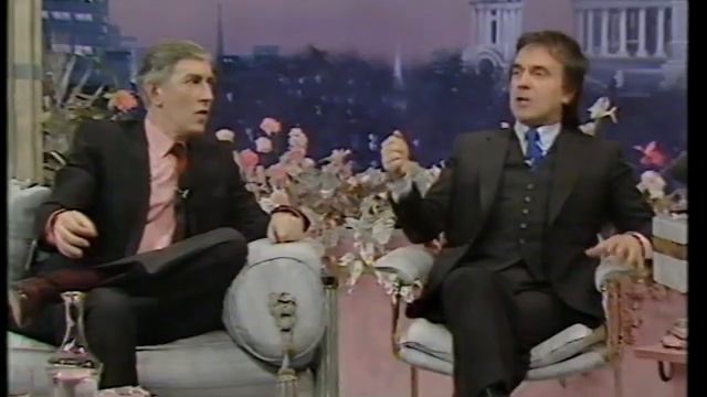 Peter Cook and Dudley Moore - reunited on Joan Rivers' show - UK - '86 - HQ смотреть онлайн